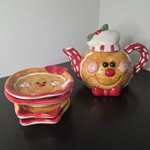 LTD Commodities Gingerbread Man Teapot & Matching Dessert Plates Set - 5 Piece